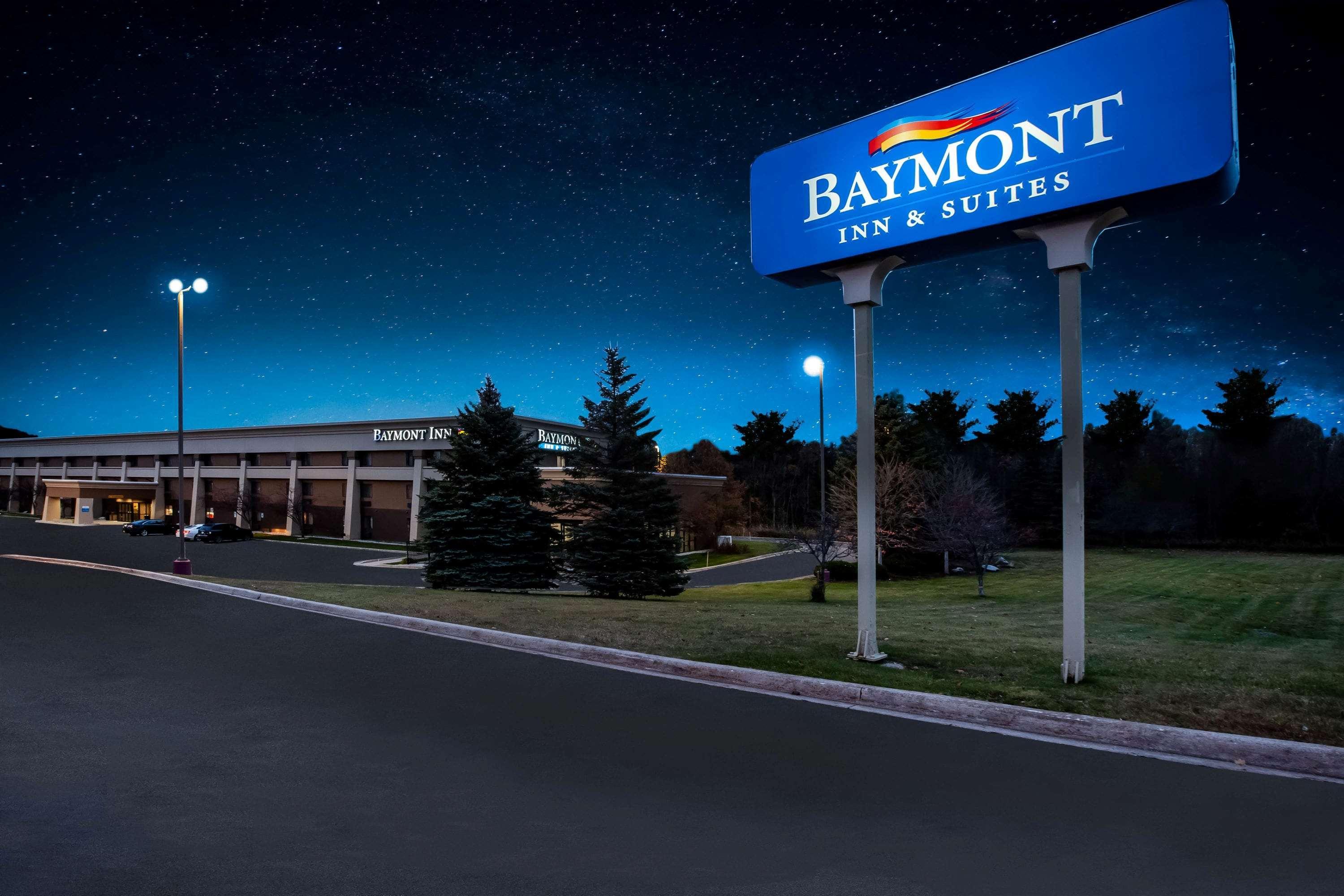 Baymont By Wyndham Traverse City Eksteriør bilde